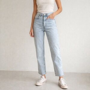 Levi’s Ribcage Straight Ankle Jeans Light Wash High Rise Raw Hem Size 27